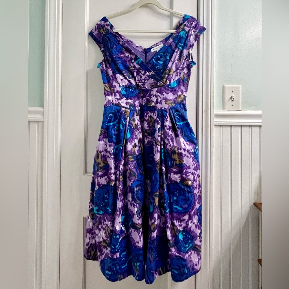 Emily and Fin Dress • Abstract Floral • it has pockets!!